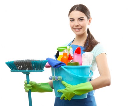 Professional recurring cleaning for kitchens and bathrooms in SW7