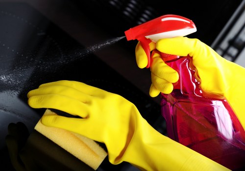 Detailed kitchen and bathroom cleaning in SW7